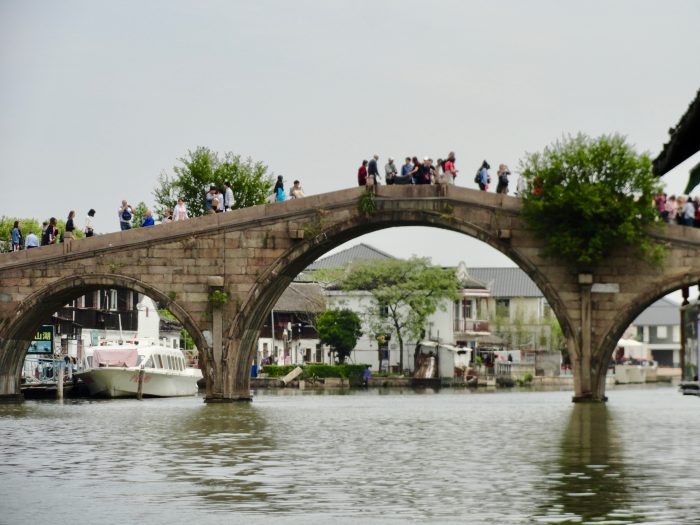 Fangsheng Bridge